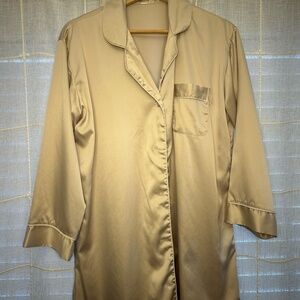 Getting Ready Oversized Satin Button-up